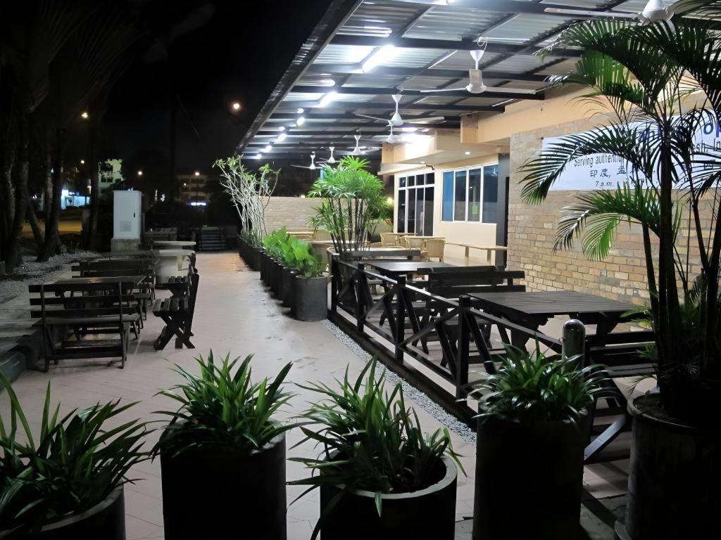 The Orchid Hotel Sibu Extérieur photo