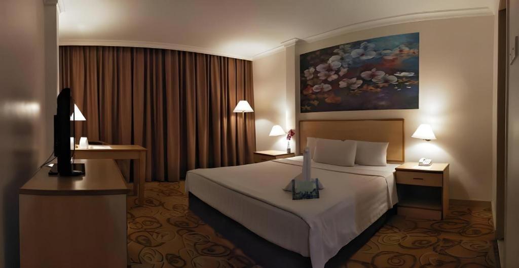 The Orchid Hotel Sibu Extérieur photo