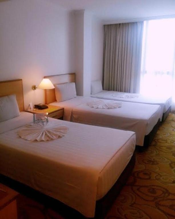 The Orchid Hotel Sibu Extérieur photo