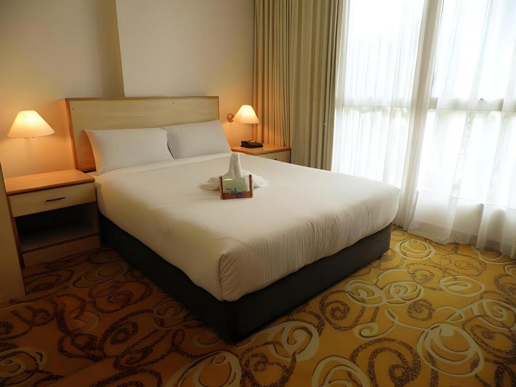 The Orchid Hotel Sibu Extérieur photo