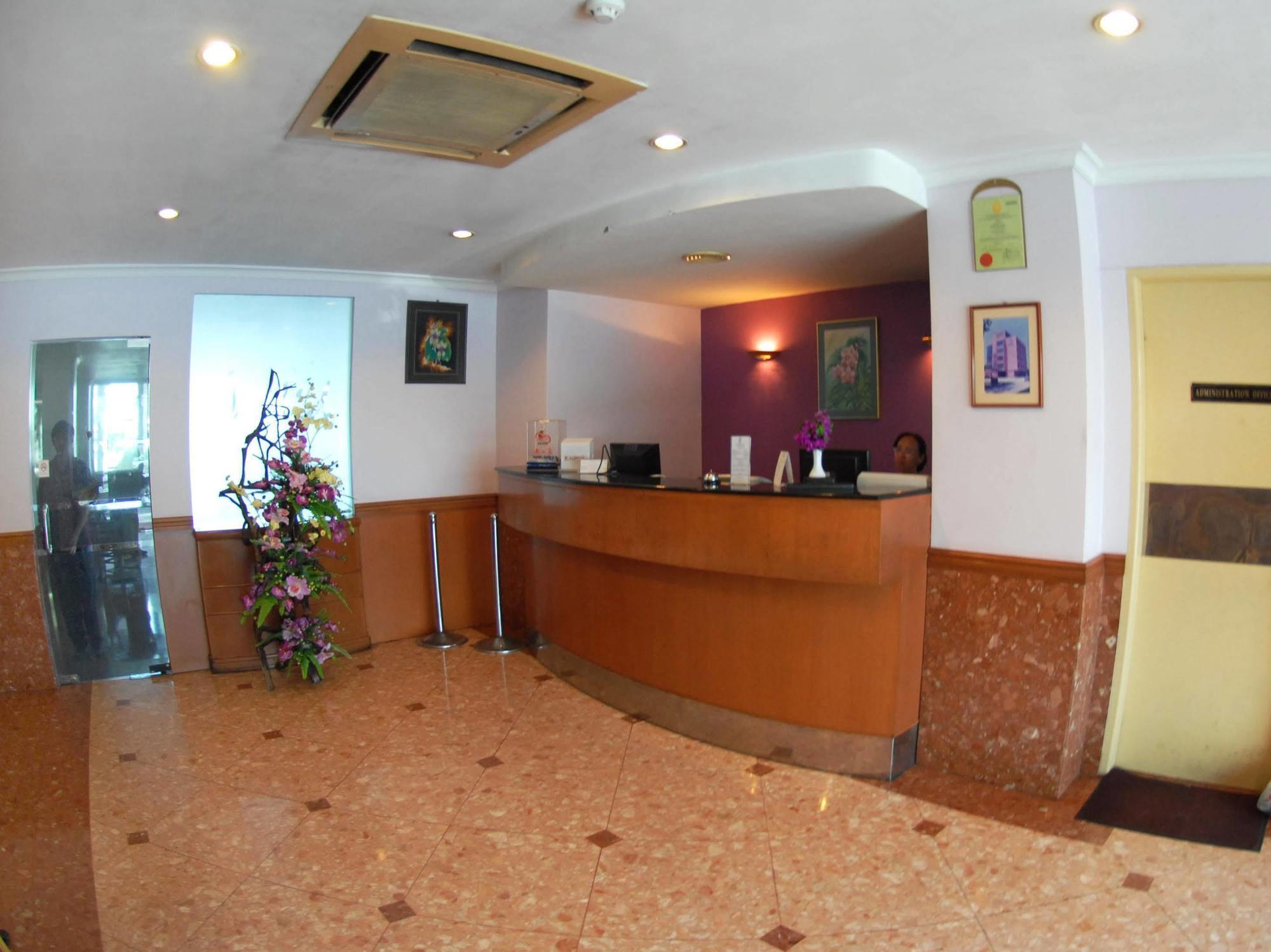 The Orchid Hotel Sibu Extérieur photo